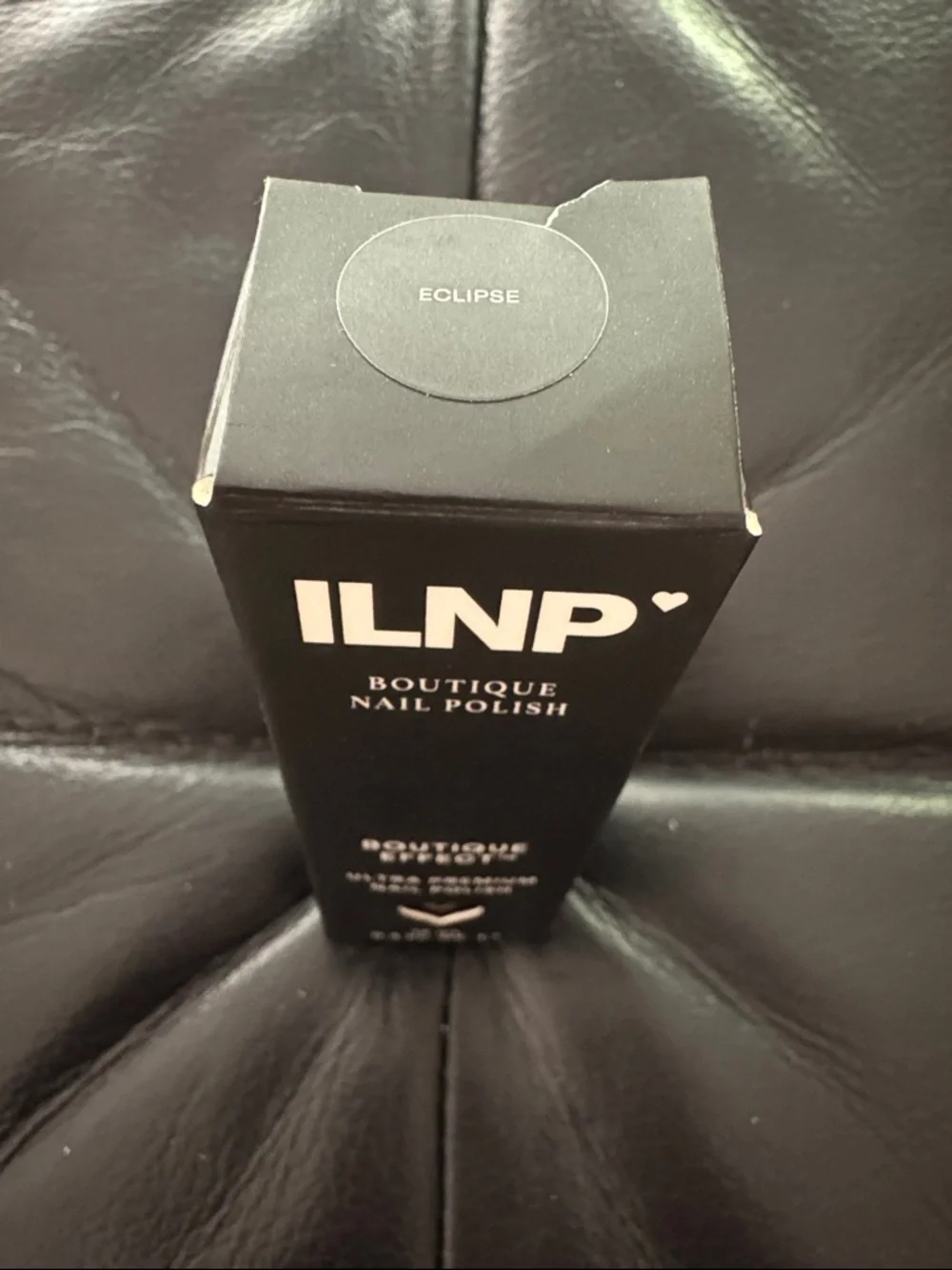 ILNP Boutique Nail Polish - Eclipse Black to Red Ultra Chrome - Picture 3 of 7